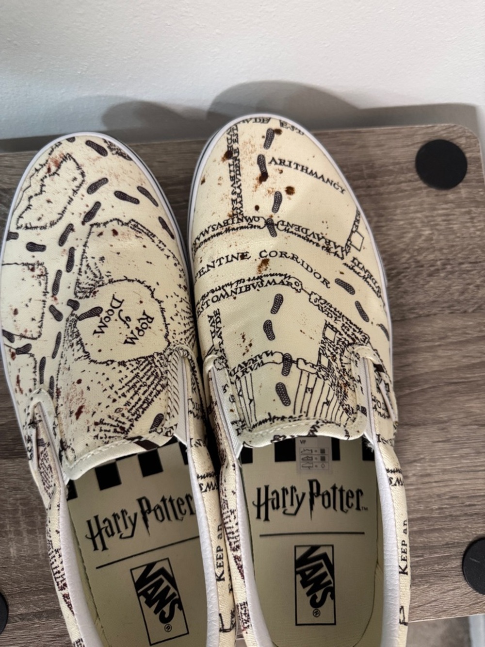 Vans x Harry Potter Marauder's Map Classic Slip-On US Men 10.5 - Picture 3 of 9